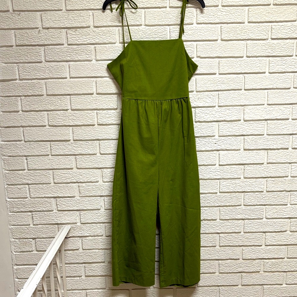 Green Sleeveless Jumpsuit